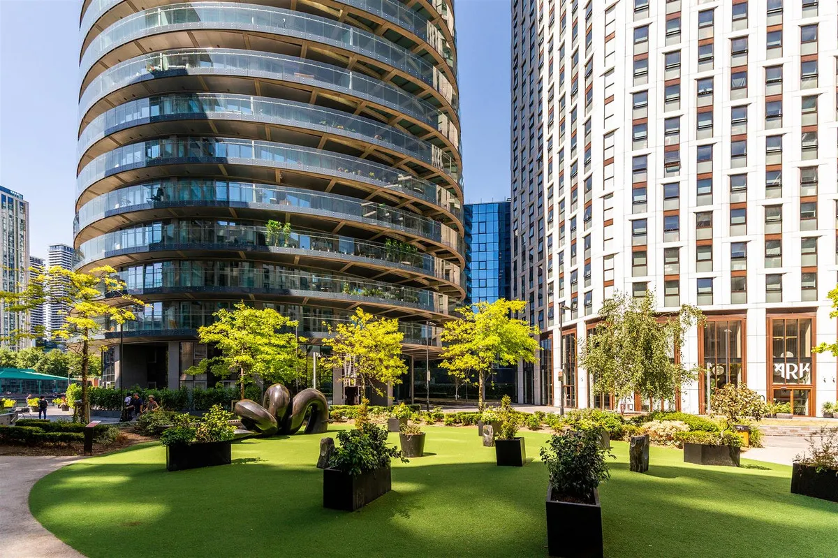 Arena Tower, Crossharbour Plaza, E14, photo 28