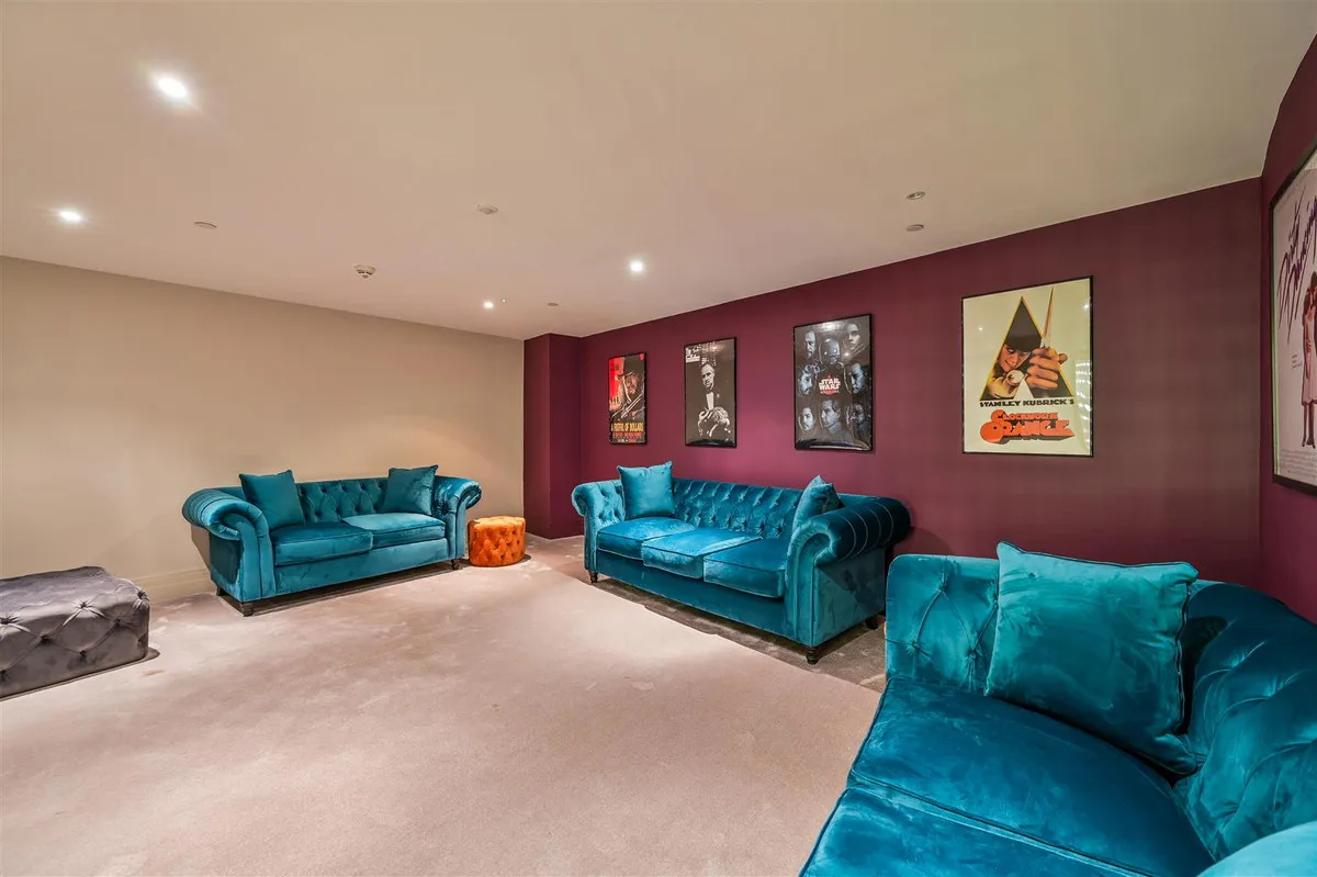 Arena Tower, Crossharbour Plaza, E14, photo 32