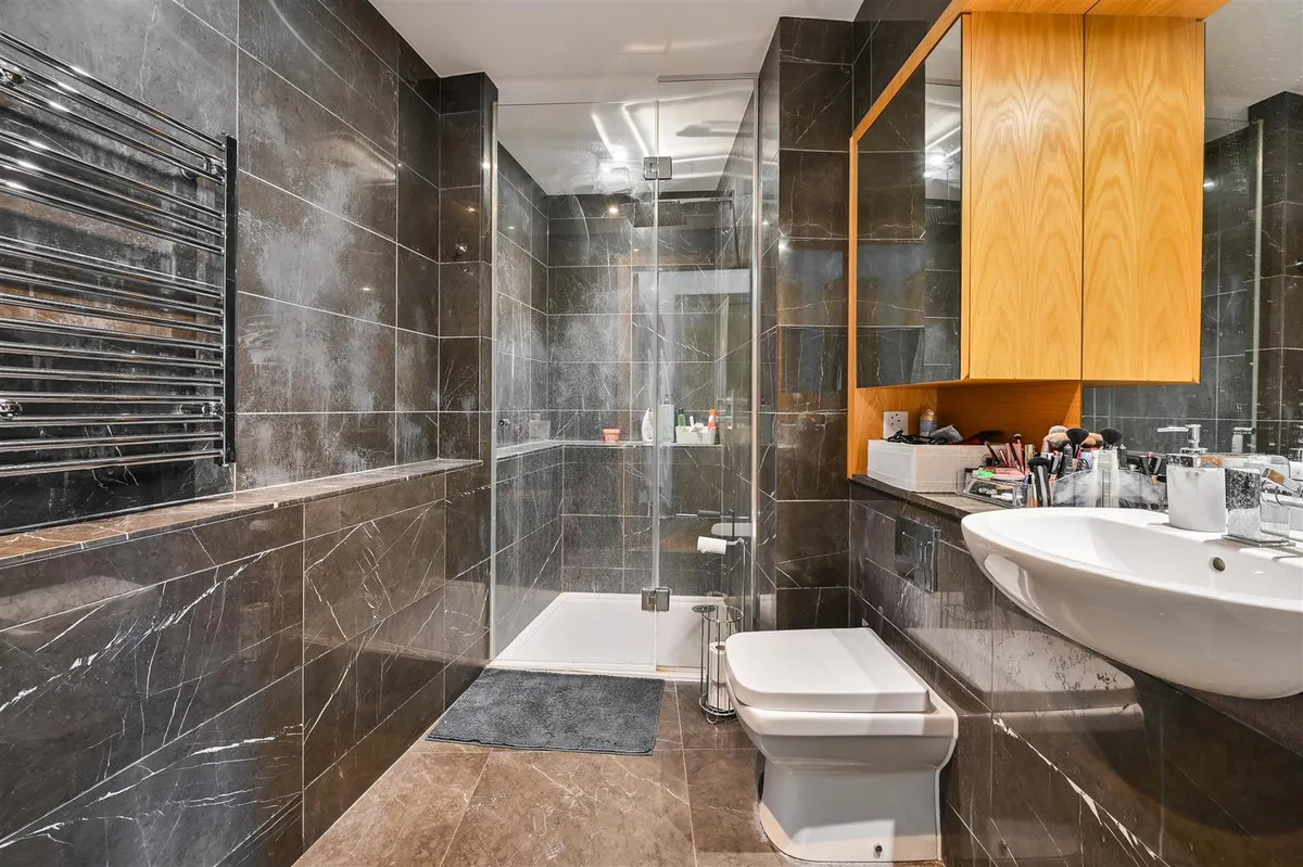 Arena Tower, Crossharbour Plaza, E14, photo 15