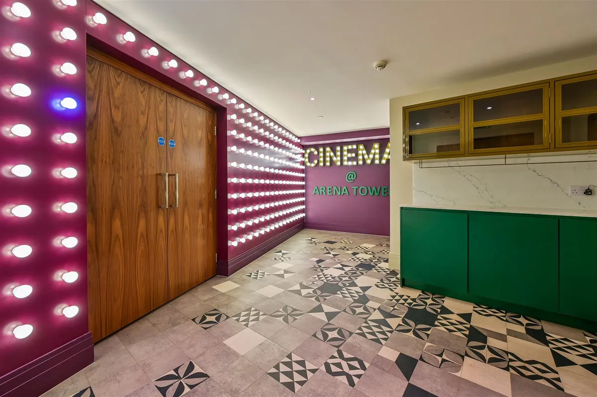 Arena Tower, Crossharbour Plaza, E14, photo 23