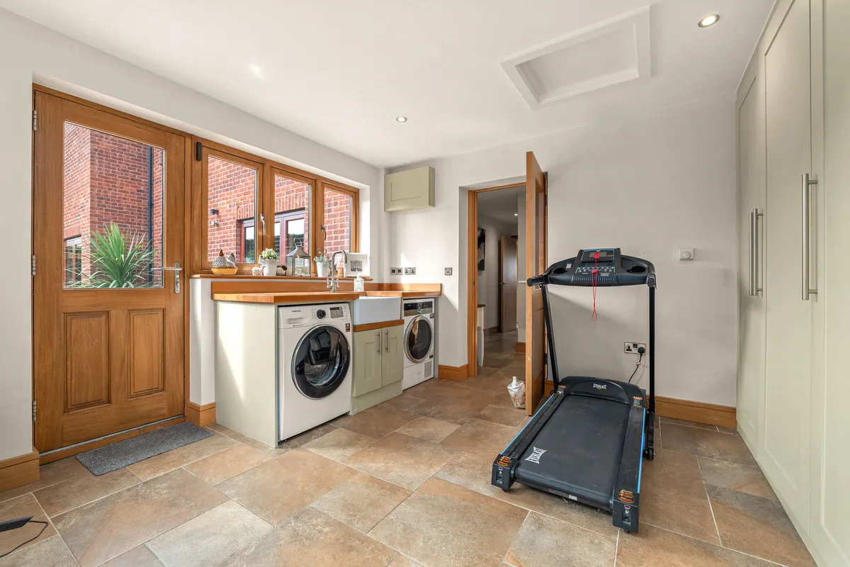 Main Street, Sibthorpe, NG23, photo 15