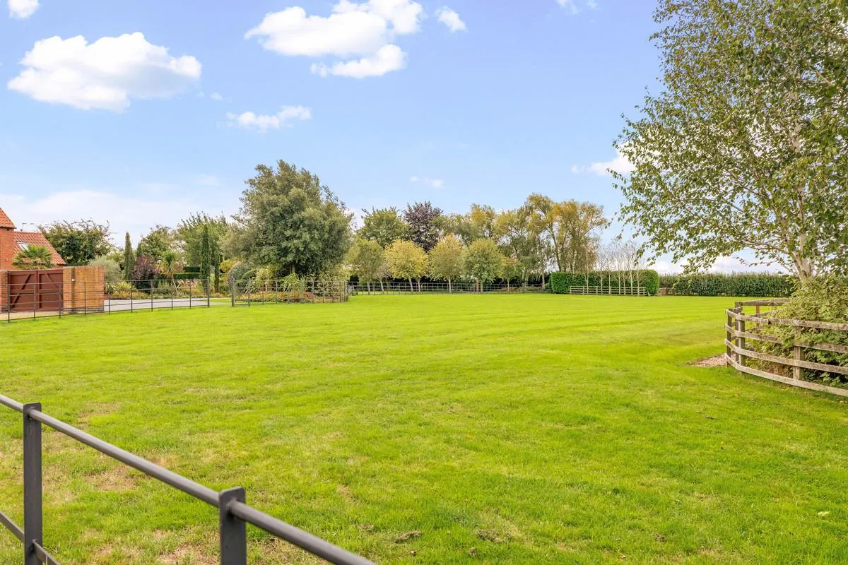 Main Street, Sibthorpe, NG23, photo 35