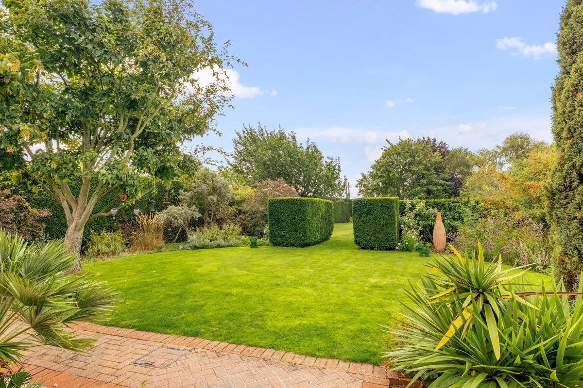Main Street, Sibthorpe, NG23, photo 32