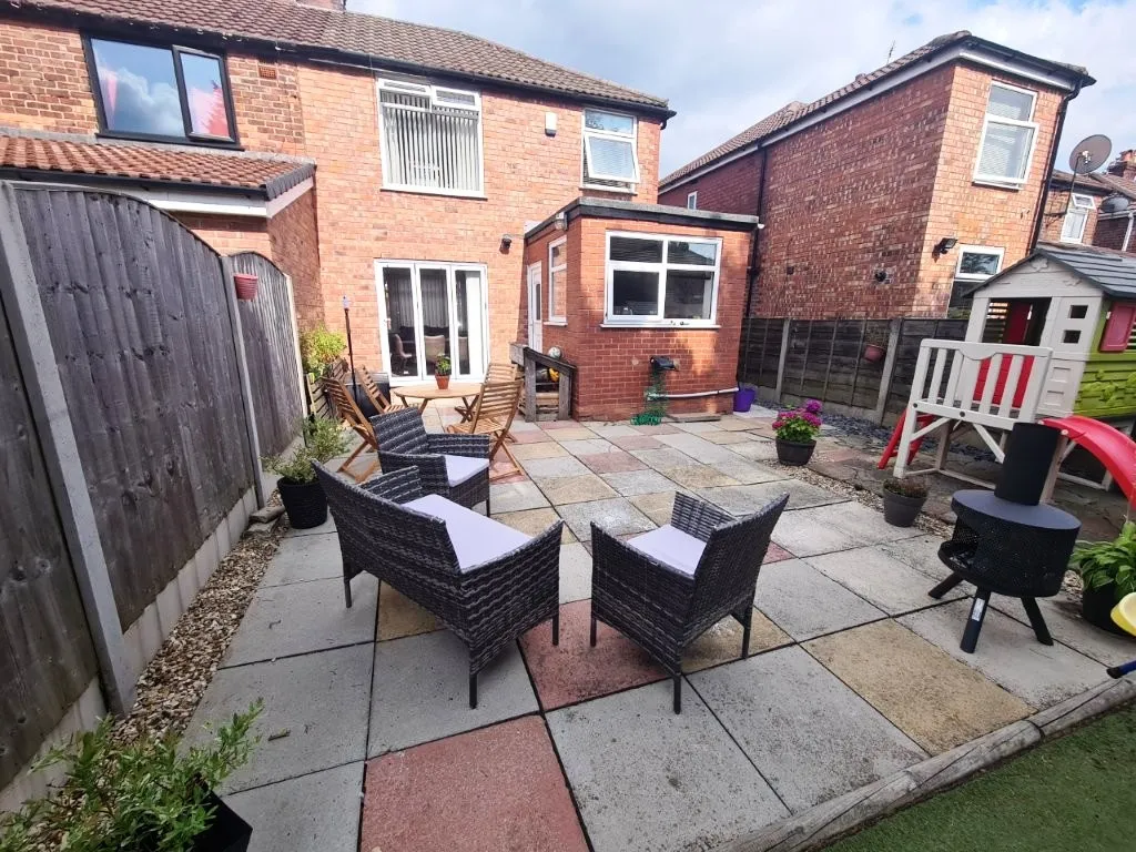 Dawlish Avenue, Droylsden, M43, photo 19
