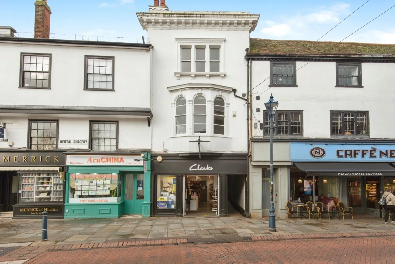 1 bed flat for sale — High Street, Hitchin, Hertfordshire, SG5