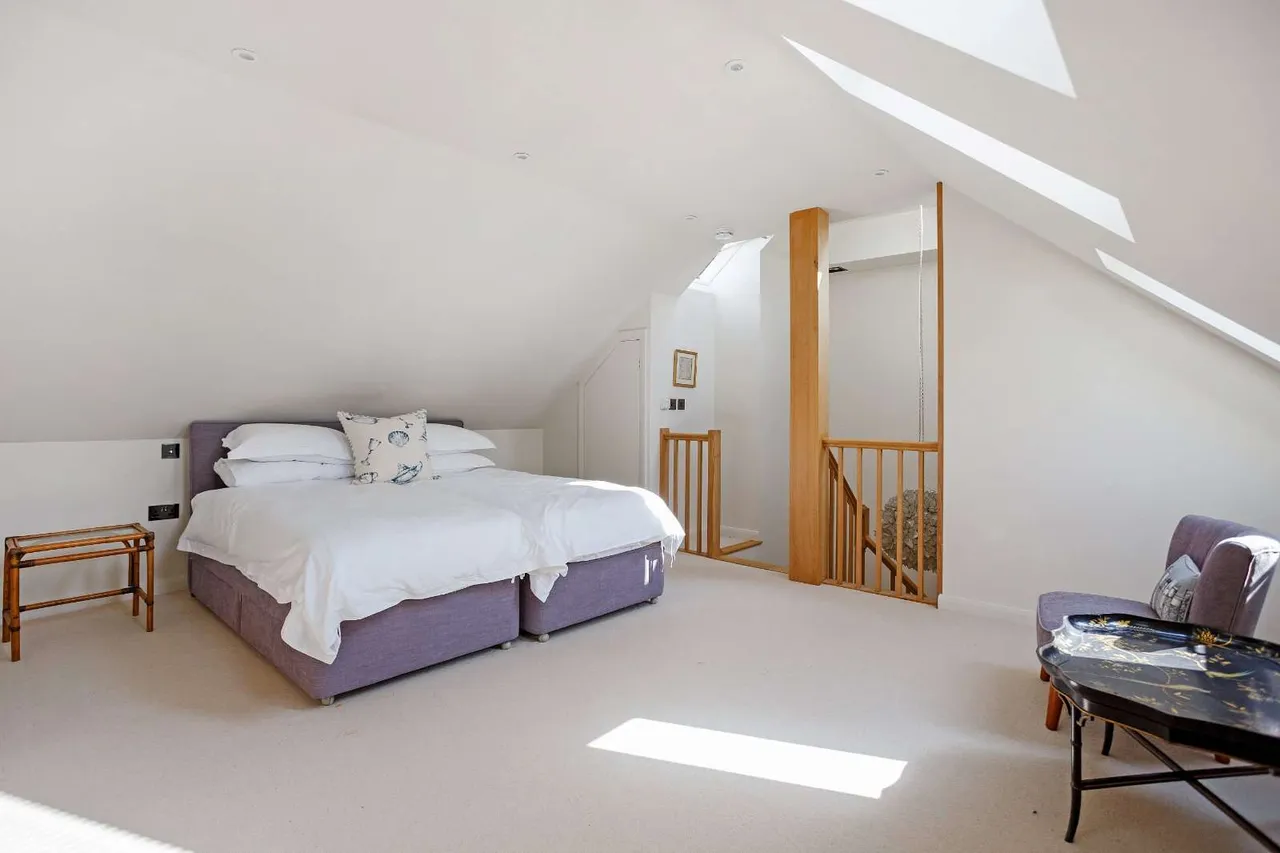 East Street, Petworth, GU28, photo 8