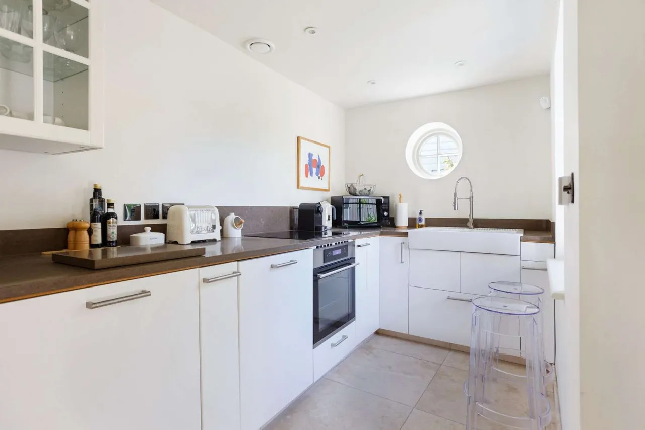East Street, Petworth, GU28, photo 6