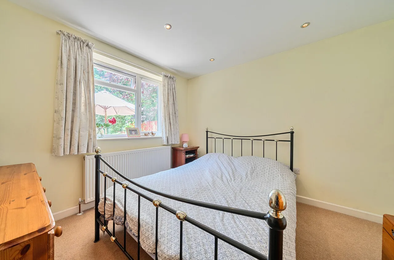 Arundel Road, Camberley, Surrey, GU15 1DL, photo 7