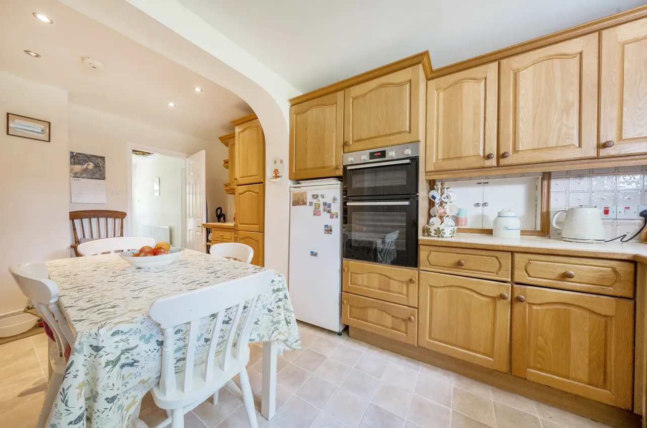 Arundel Road, Camberley, Surrey, GU15 1DL, photo 5