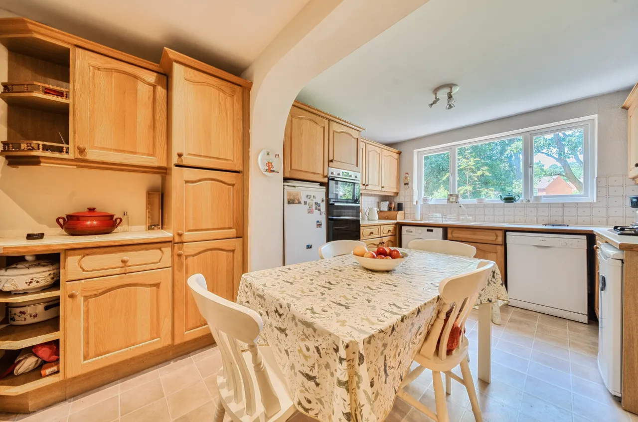 Arundel Road, Camberley, Surrey, GU15 1DL, photo 16