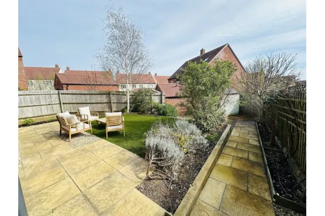 Horley Drive, Banbury, photo 5