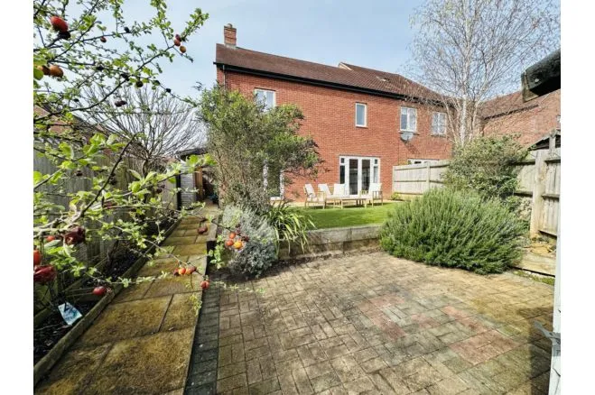 Horley Drive, Banbury, photo 8