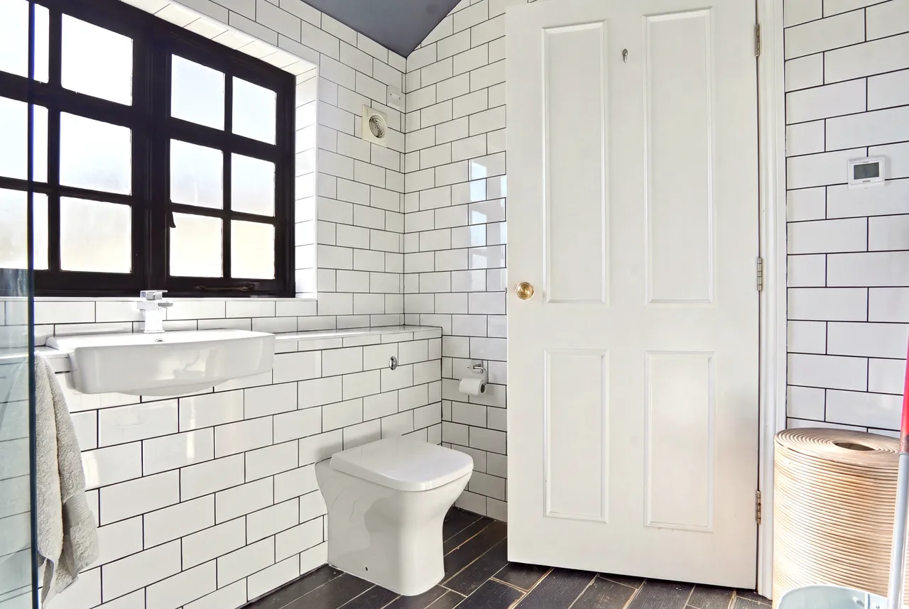 Lidgett Lane, Gledhow, LS8, photo 6