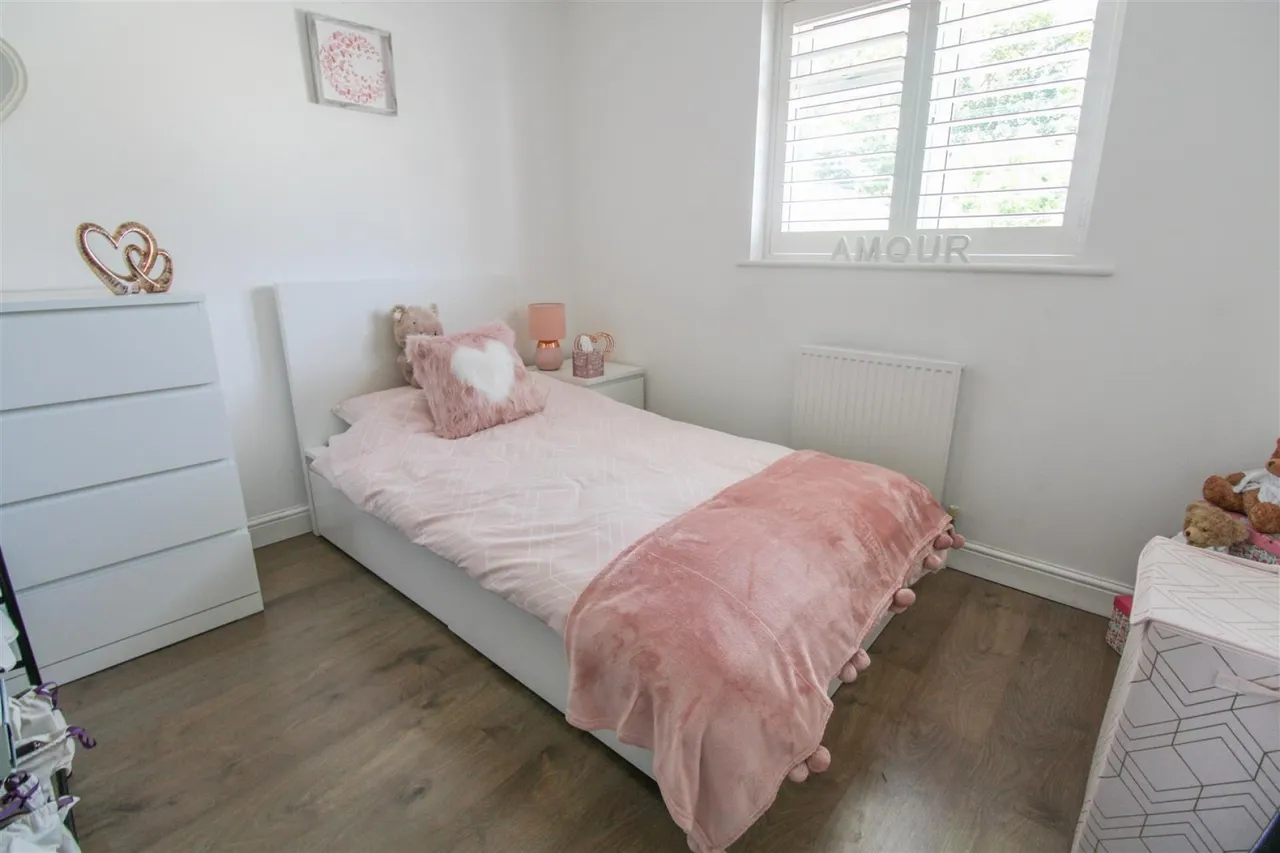 Curteys, Old Harlow, CM17, photo 16