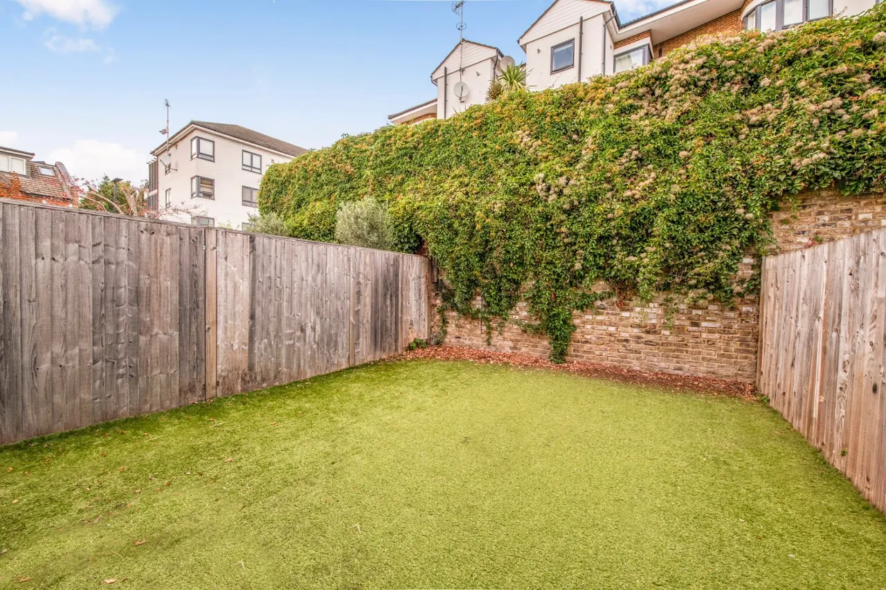 Waldeck Road, London, W4, photo 14