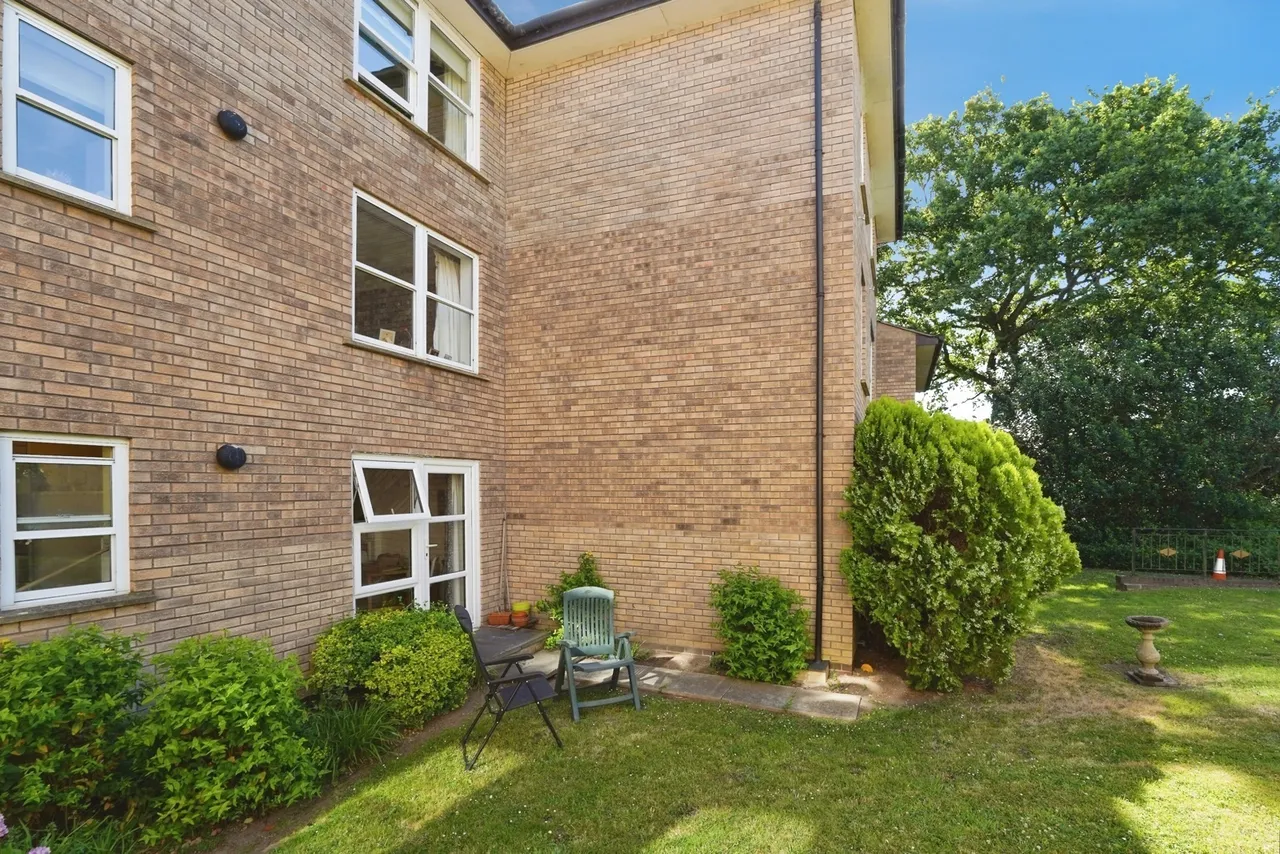 Pittville Circus Road, Cheltenham, GL52, photo 10