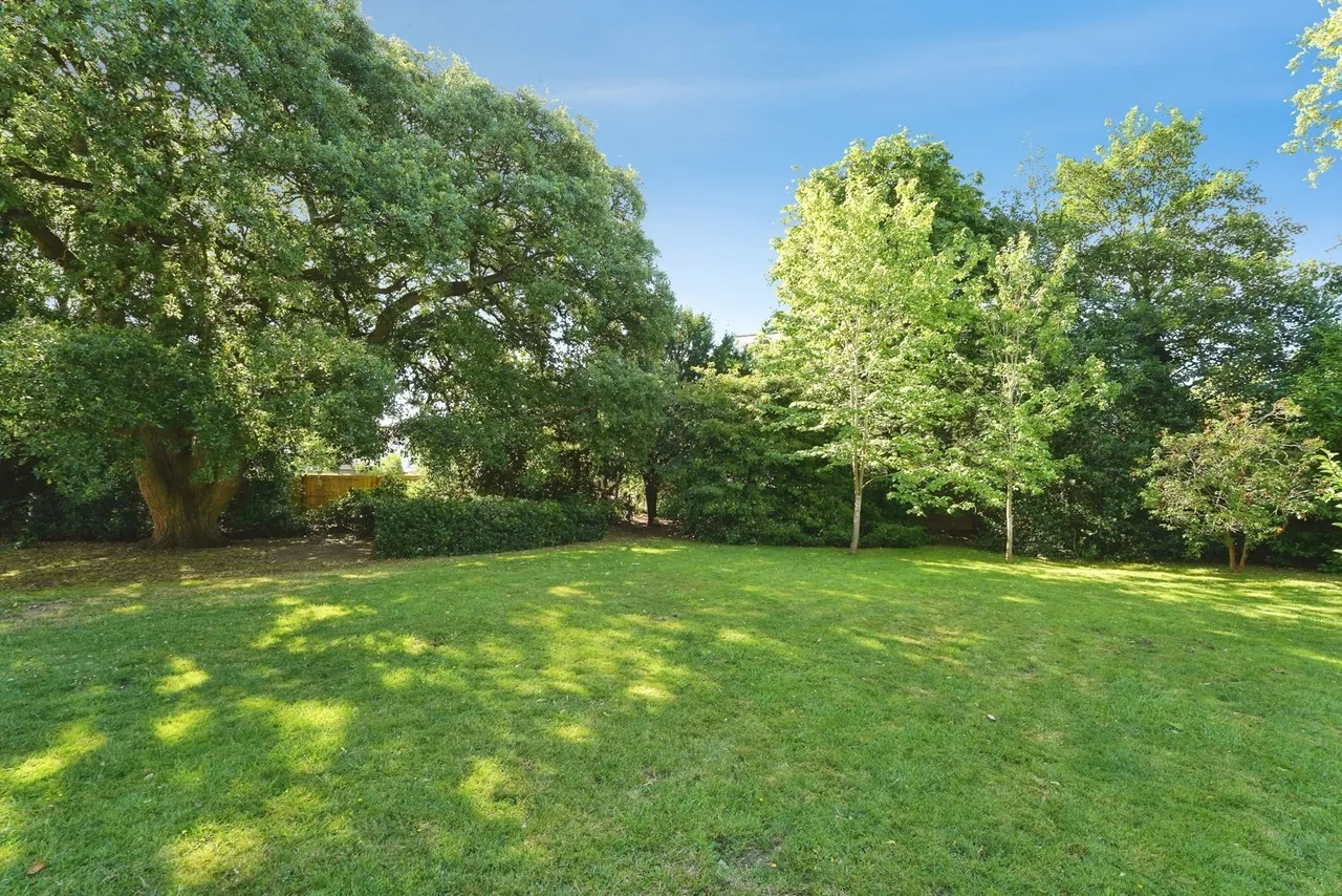 Pittville Circus Road, Cheltenham, GL52, photo 11
