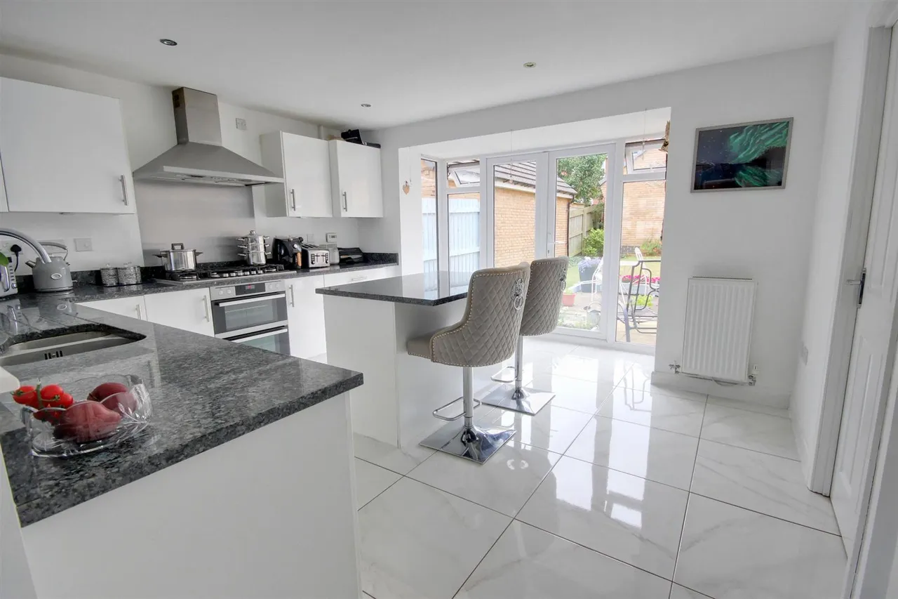Newman Avenue, Beverley, photo 4