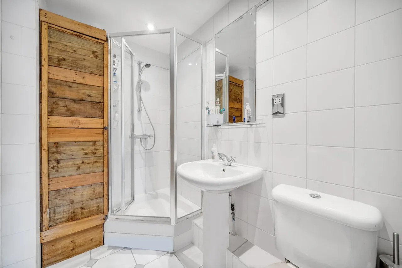 Anchor House, Riverside West, SW18, photo 6