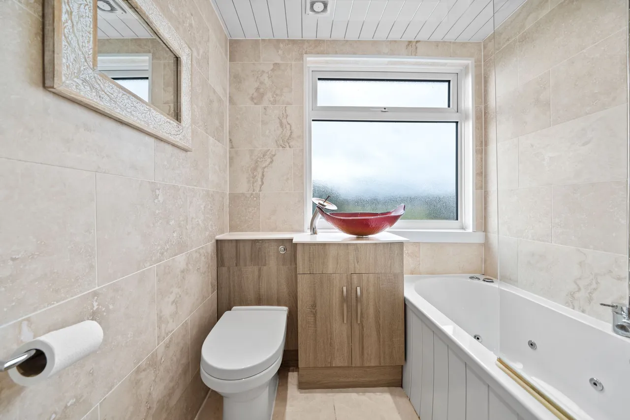 Hawkshead Road, Burtonwood, Warrington, Warrington, WA5 4PW, photo 12