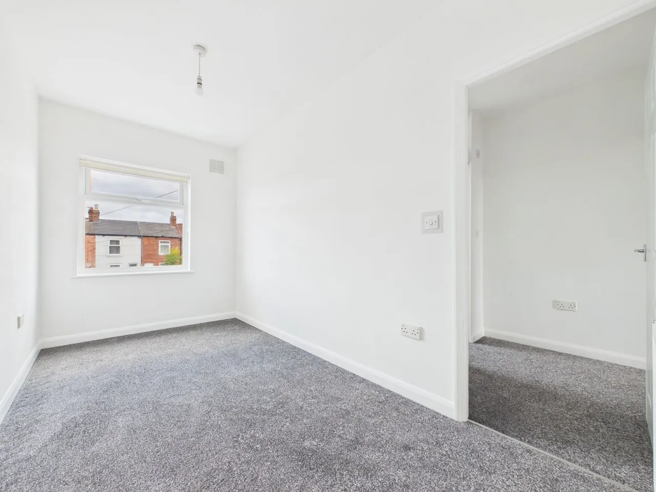 Wakefield Road, Featherstone, WF7, photo 14