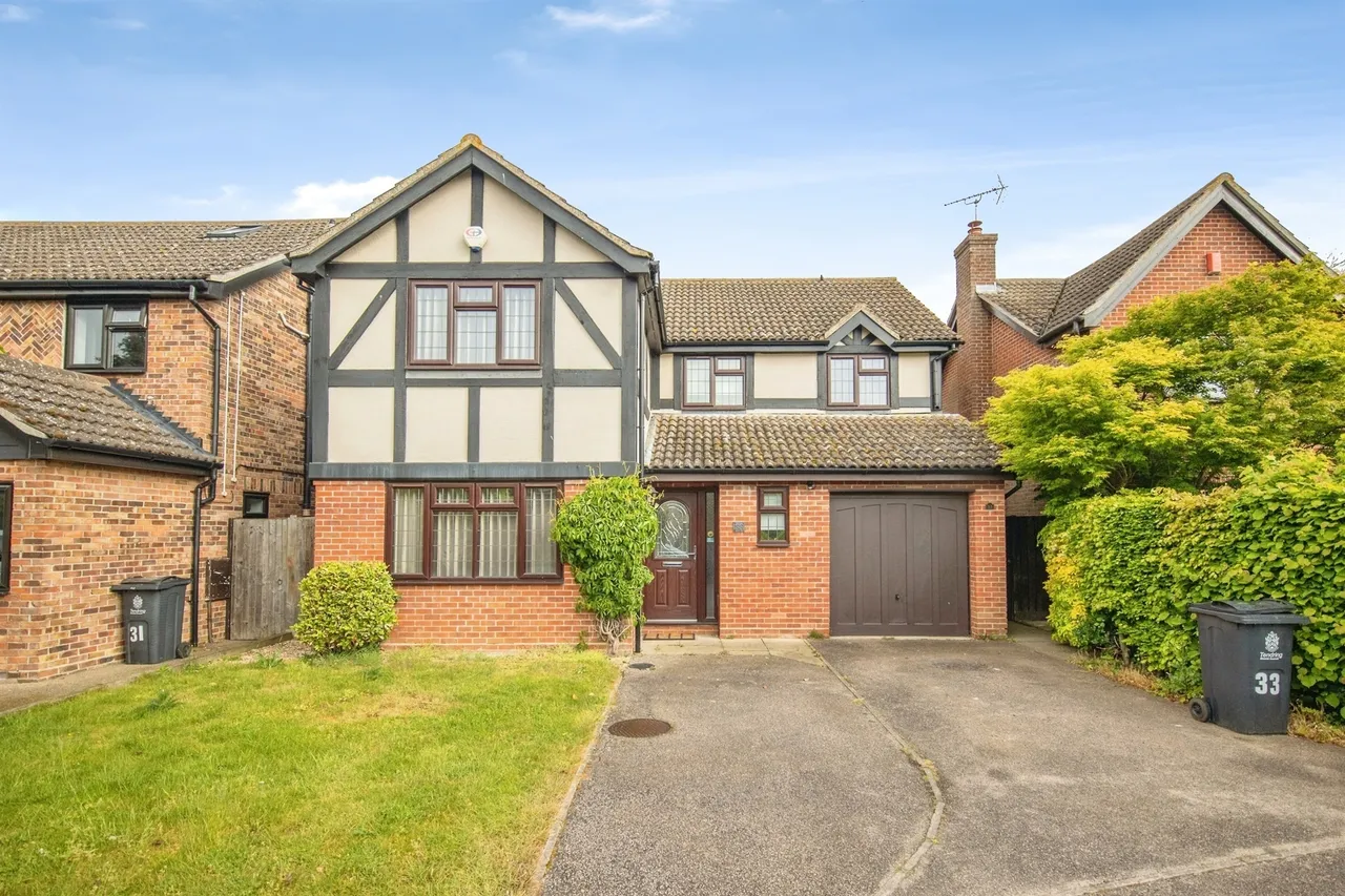 4 bed house for sale — Burr Close, Ramsey, Harwich