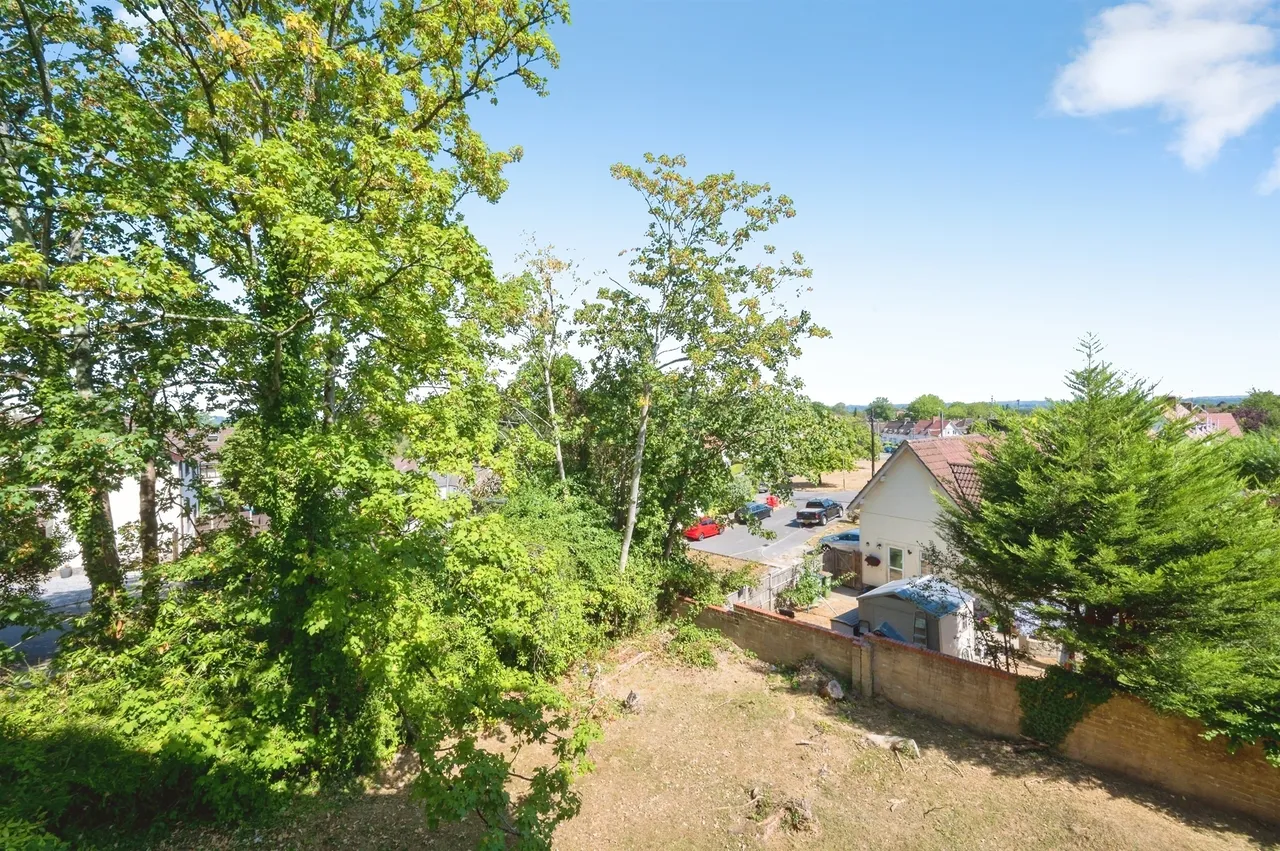 Runnymede Court, West End, SO30, photo 5