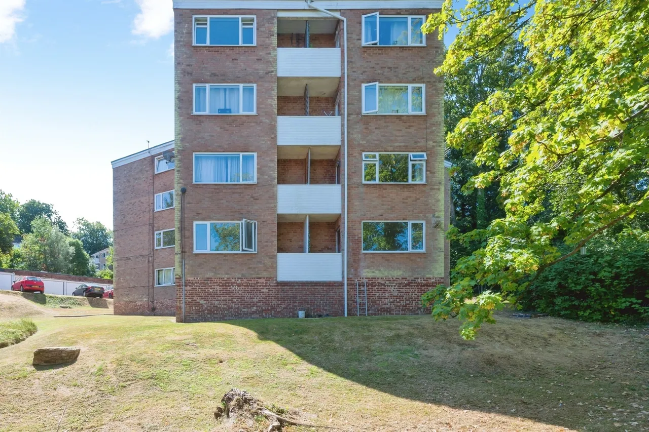 Runnymede Court, West End, SO30, photo 14