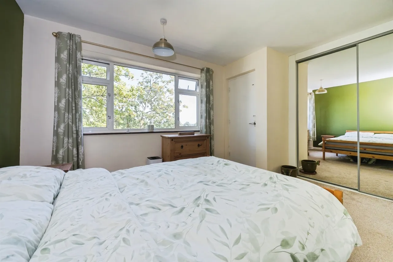 Runnymede Court, West End, SO30, photo 12