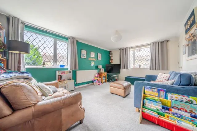 Dover Avenue, Banbury, OX16, photo 4
