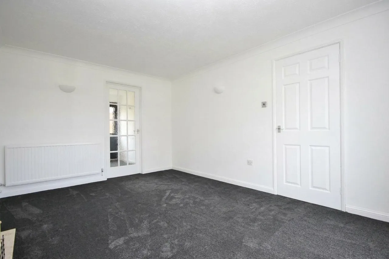 Elming Down Close, Bradley Stoke, BS32, photo 8