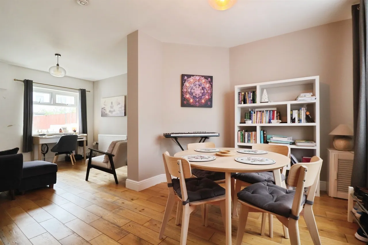 Rudry Street, Cardiff, CF11, photo 2