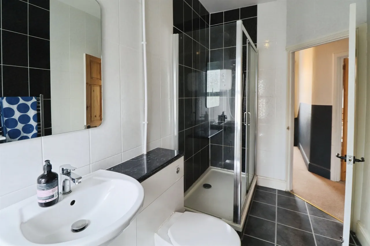 Rudry Street, Cardiff, CF11, photo 12