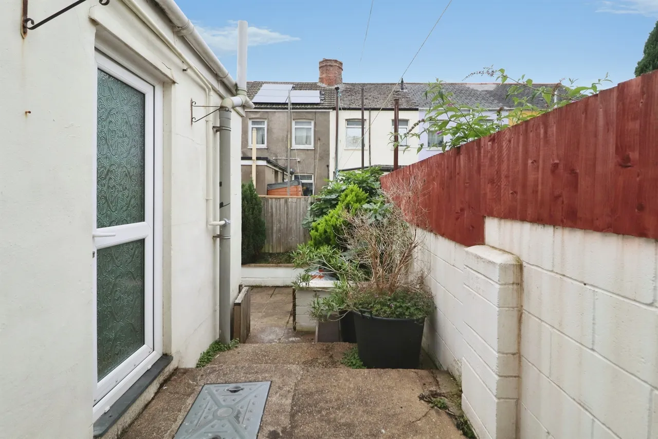 Rudry Street, Cardiff, CF11, photo 17