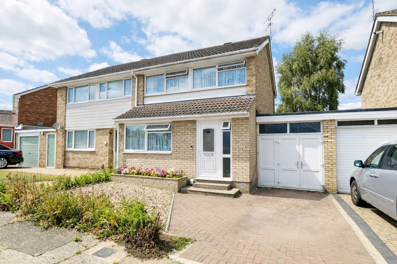 3 bed house for sale, Chalfont Road, St Johns, CO4