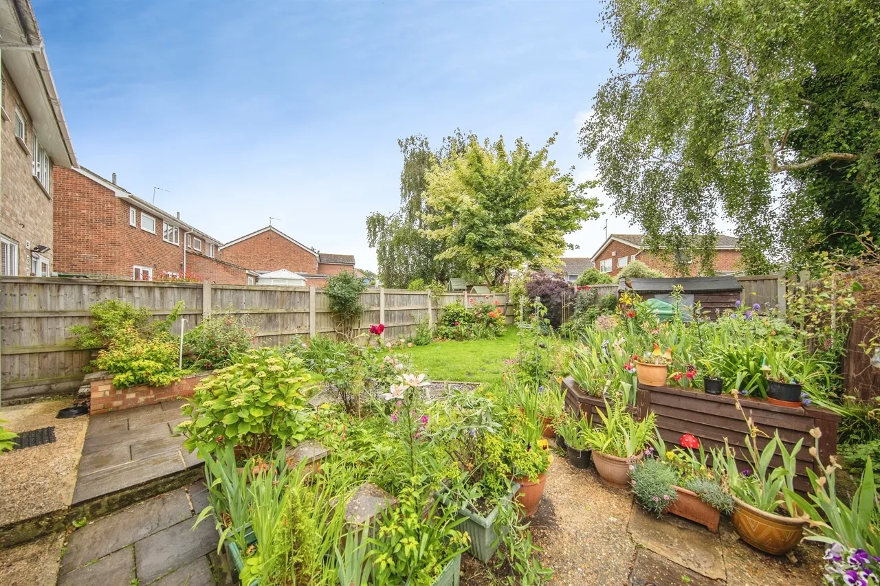 Chalfont Road, St Johns, CO4, photo 15