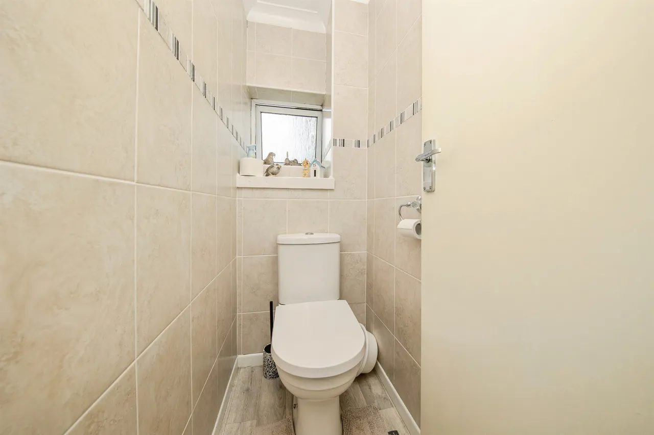 Chalfont Road, St Johns, CO4, photo 13