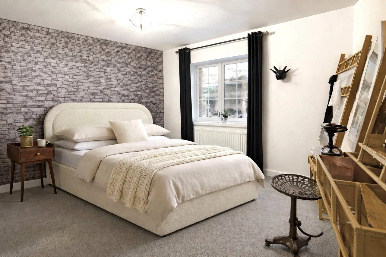 We Pay Your Mortgage!, Gloucestershire, Stonehouse Court, GL10 3RB, photo 8