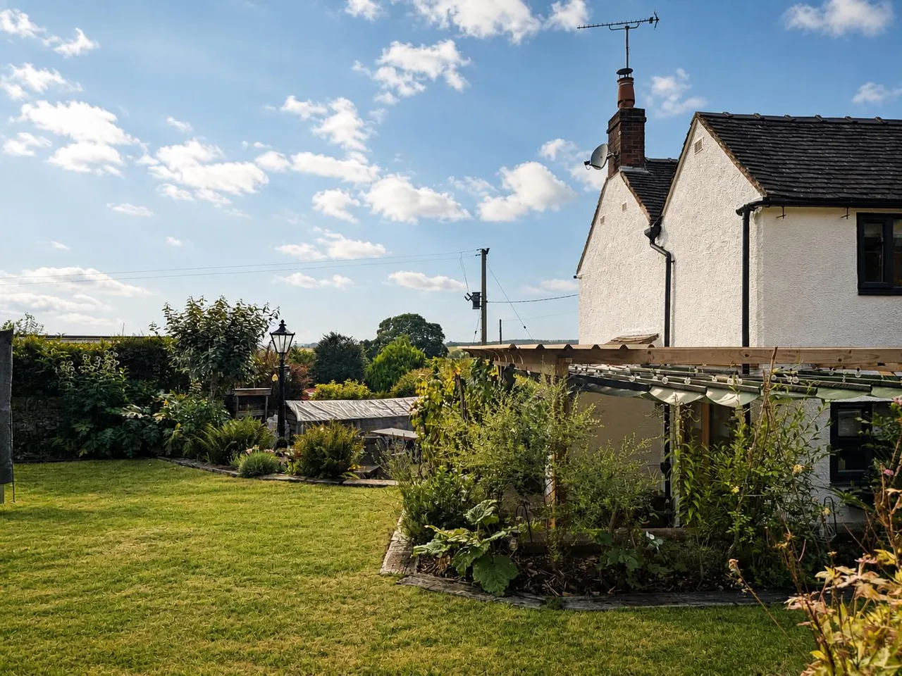 The Leys, Whiston, ST10, photo 21
