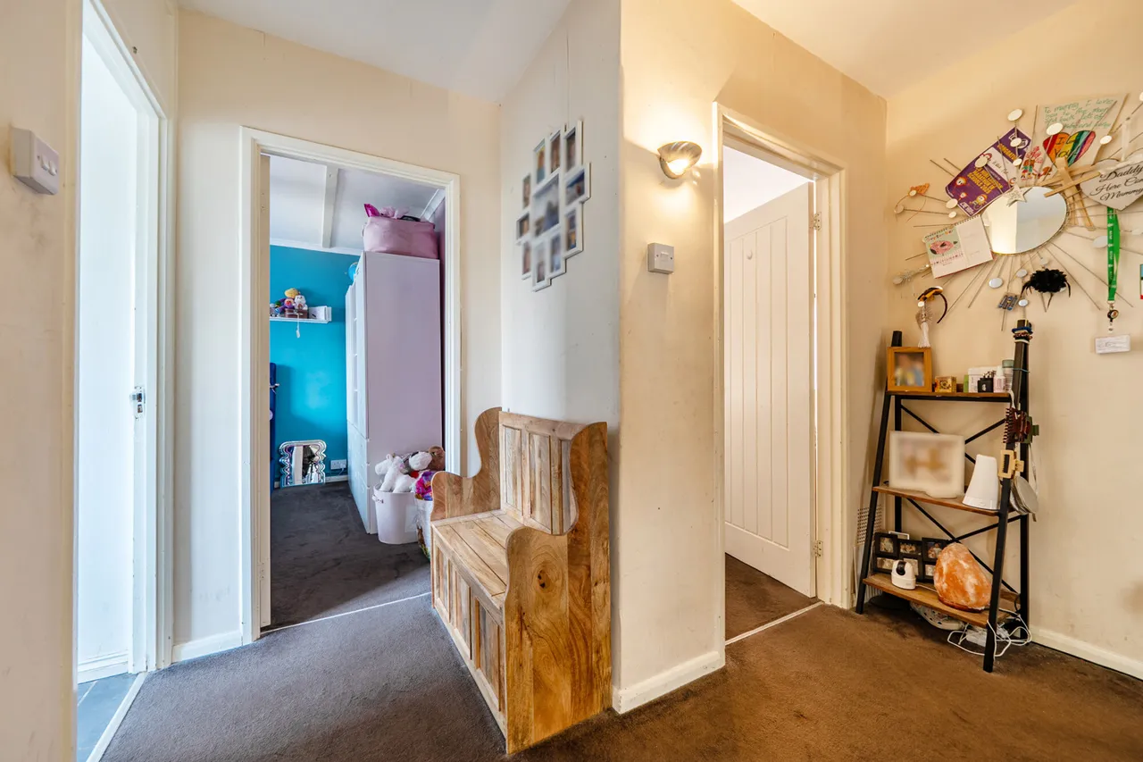 Kenton Lane, Harrow, HA3, photo 11