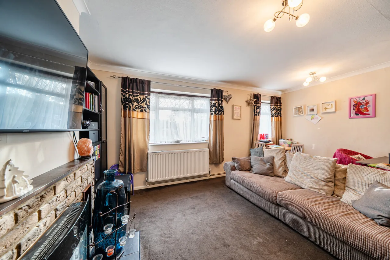 Kenton Lane, Harrow, HA3, photo 4
