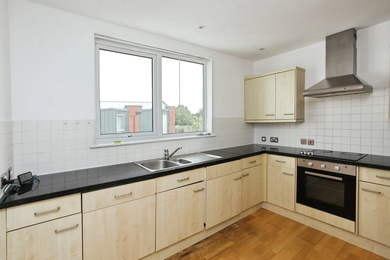 The Slade, Tonbridge, TN9, photo 13