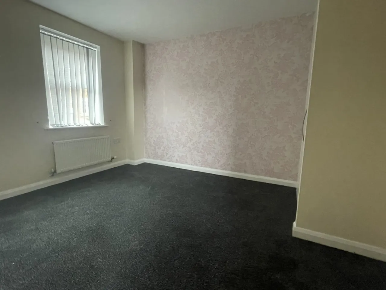 Pond Close, Fernwood, NG24, photo 11