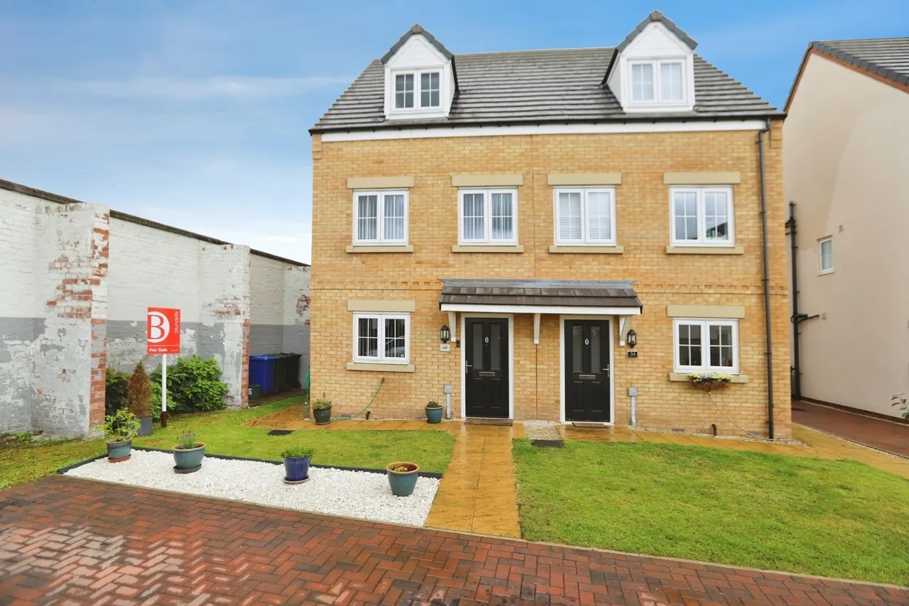 3 bed house for sale — Thorpe Gardens, DONCASTER, South Yorkshire, DN4