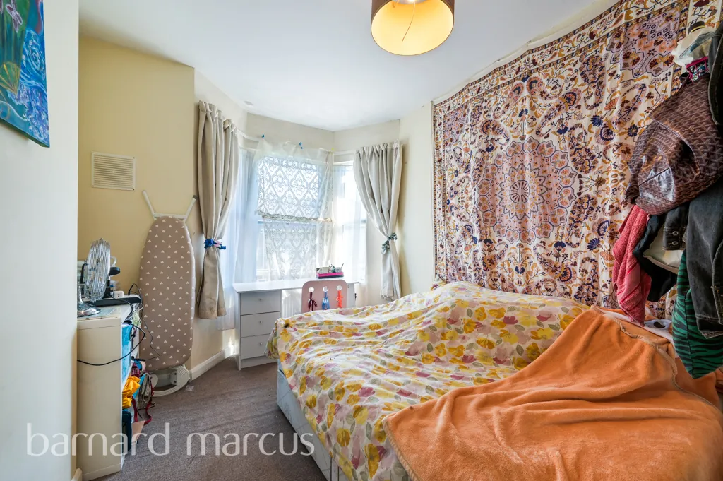 Hereward Road, LONDON, photo 2