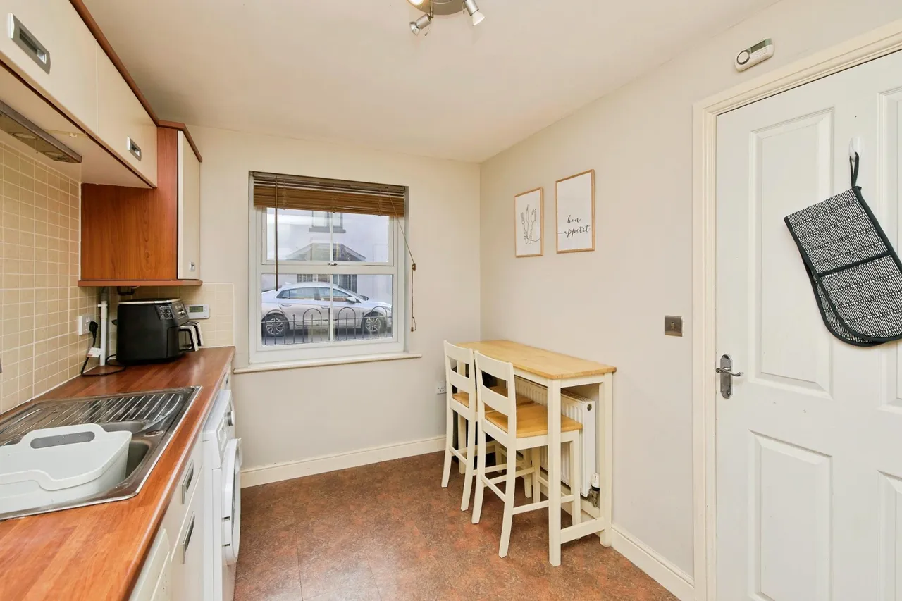 Welland Road, Hilton, DE65, photo 3