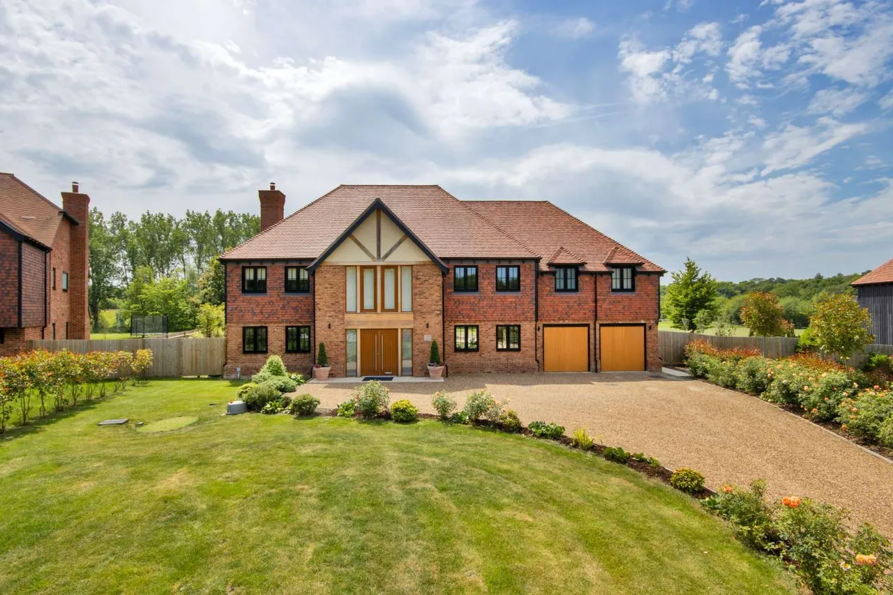 5 bed house for sale — Bears Green, Bears Lane, Great Chart, Ashford, TN23 3US