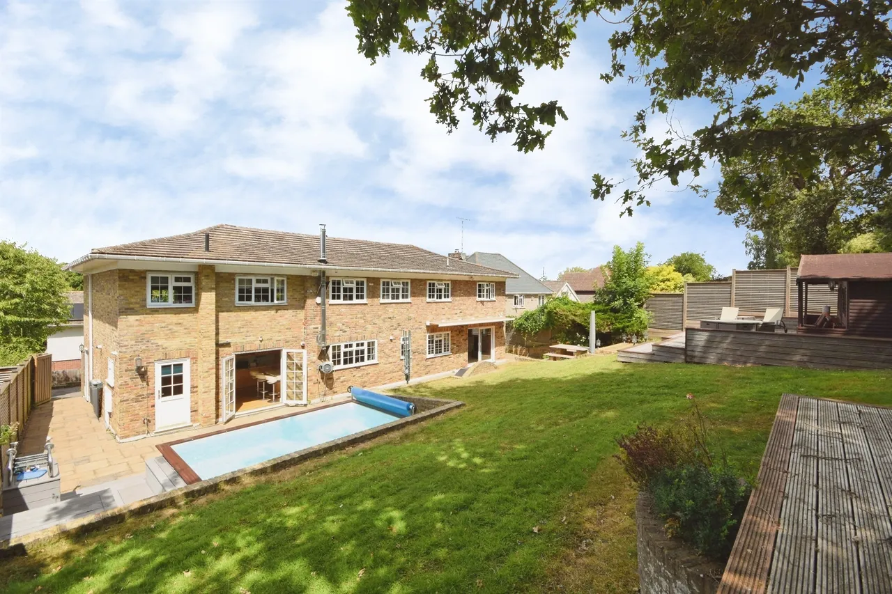 Ross Way, Langdon Hills, SS16, photo 23