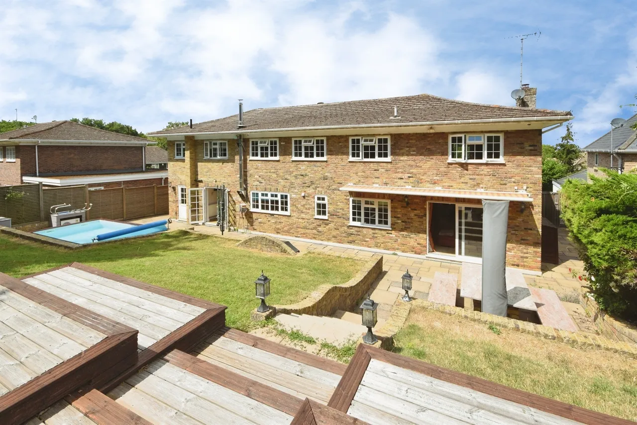 Ross Way, Langdon Hills, SS16, photo 24