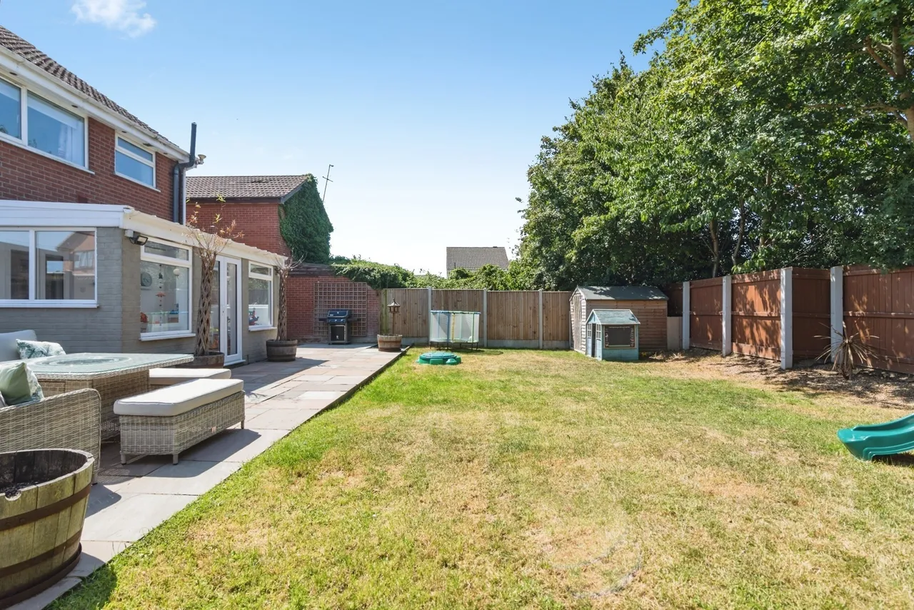 Fortress Road, Carlton Colville, Lowestoft, Suffolk, NR33, photo 21